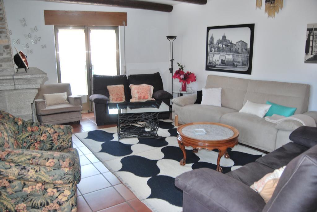 Casa Rural La Cuadraá Linares de Riofrío Exterior foto